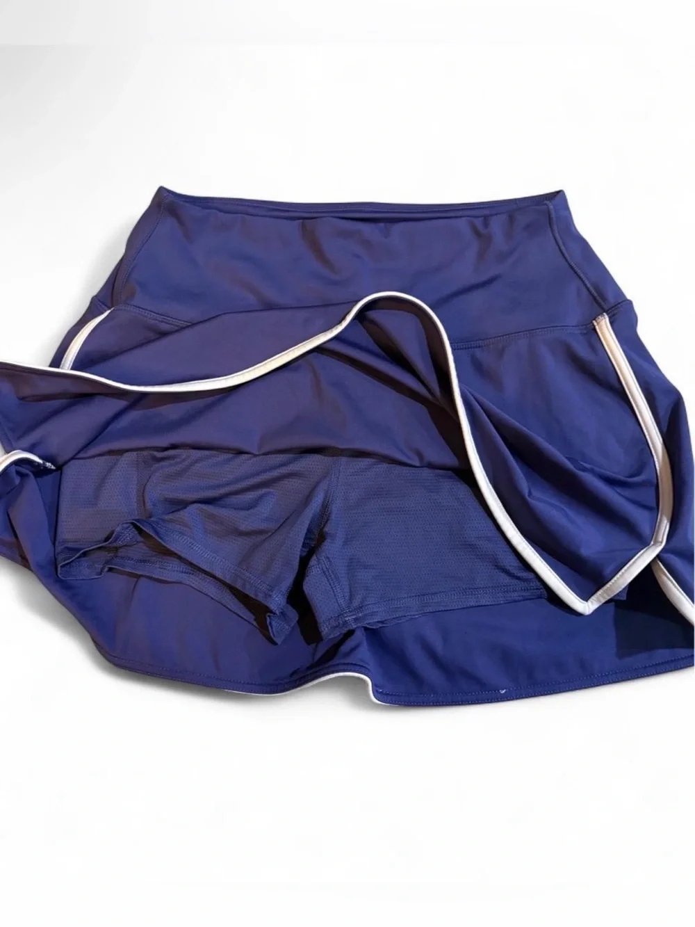 DSG Navy Skort with White Piping - Picture 3 of 3
